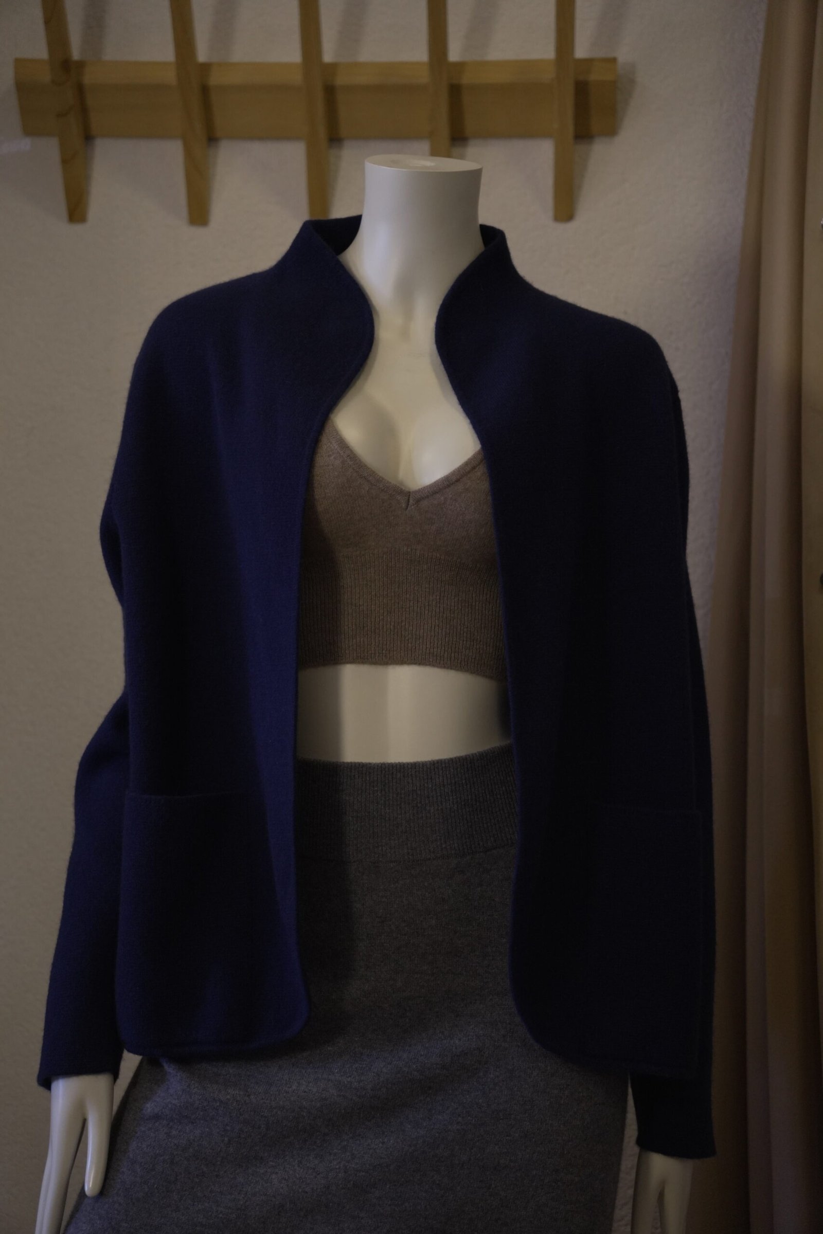 WOMEN'S %100 CASHMERE CARDIGAN 12-358